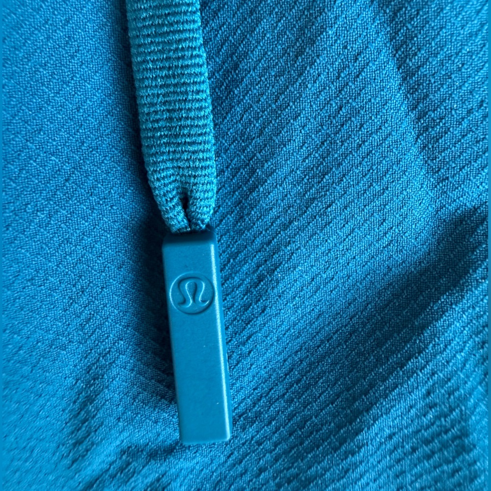 Lululemon Mens License To Train Linerless Short Size L Blue Athletic Workout - Picture 3 of 12